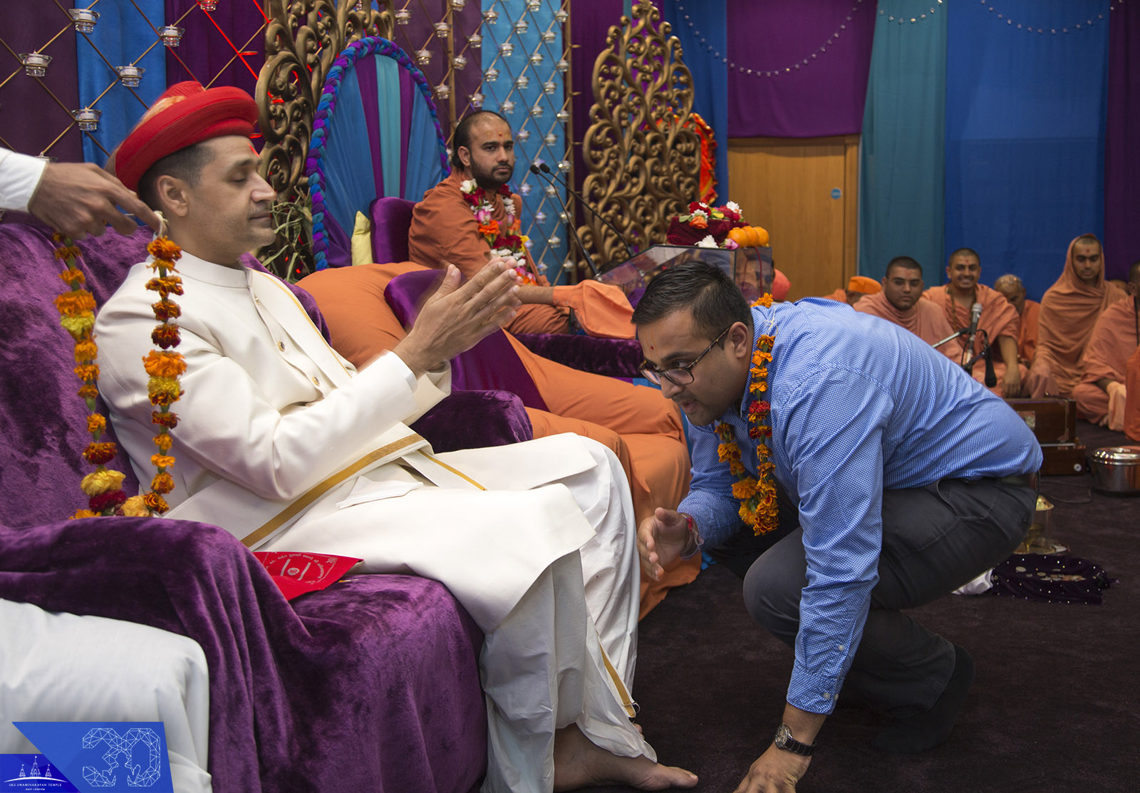 96 copy - ©1987-2017 SKS Swaminarayan Temple East London